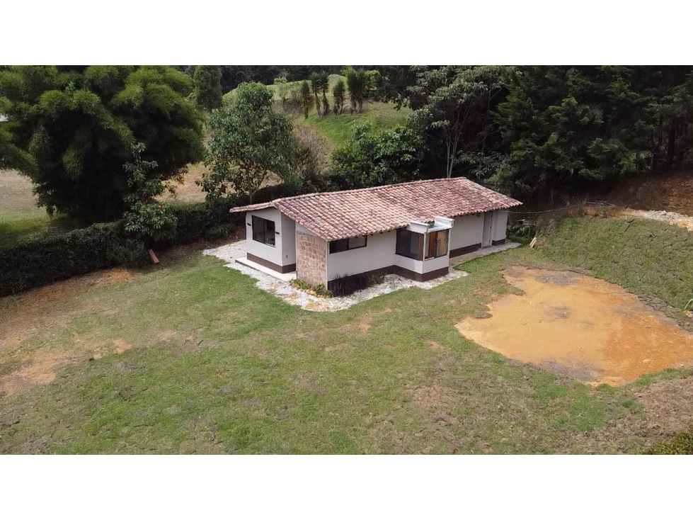 Arriendo casa campestre en Llanogrande