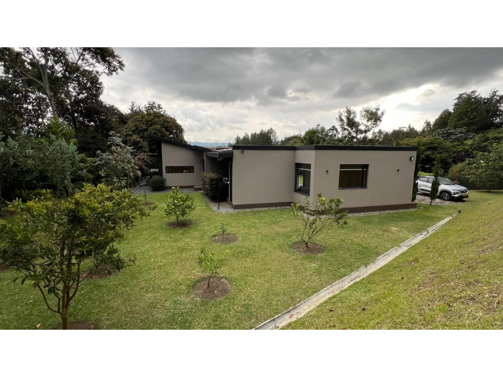 casa campestre con 325 m2 unidad cerrada en el capiro Rionegro — foto 3