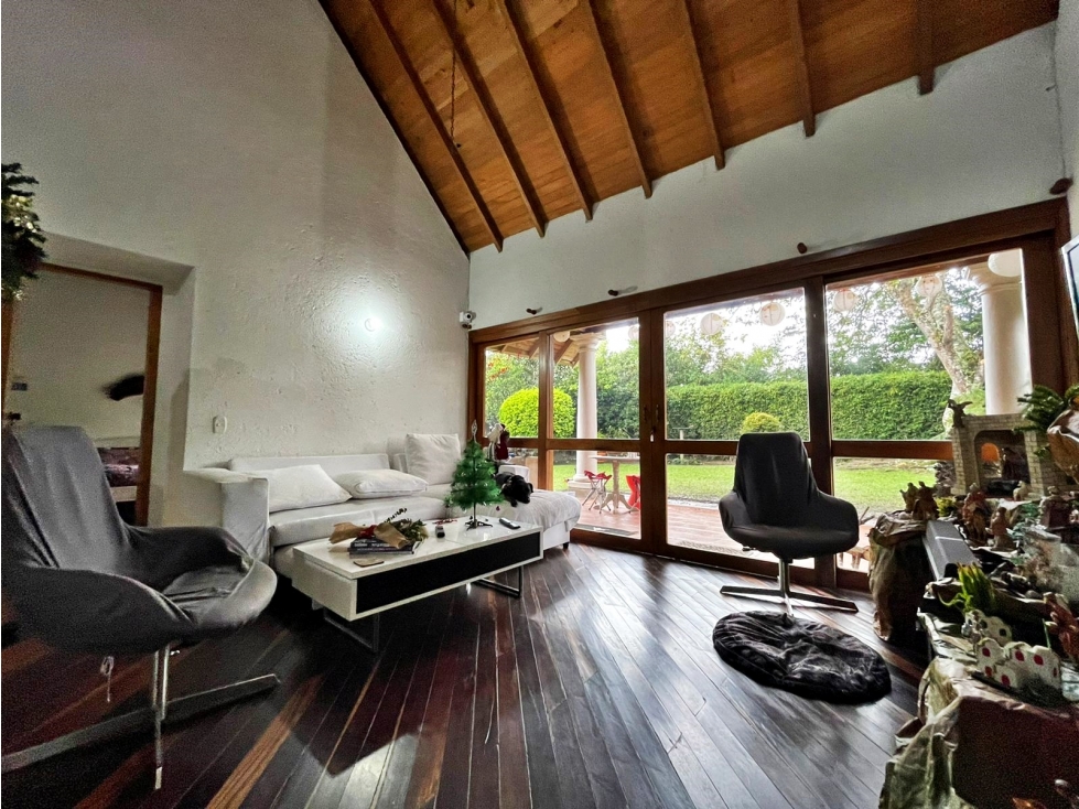 Venta casa campestre en Llanogrande en unidad cerrada — foto 4