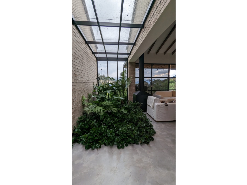 Venta | Propiedad con dos chalets modernos y vista al valle en La Ceja — foto 6