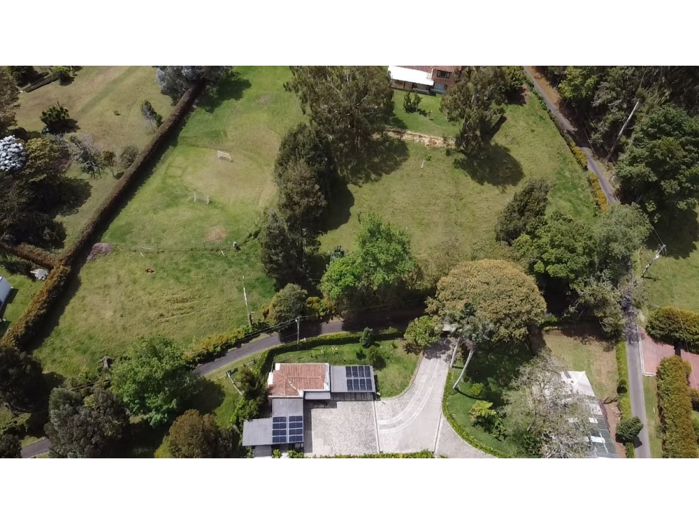 Venta lote en Alto de Las Palmas en unidad cerrada 11.991 m² — foto 3