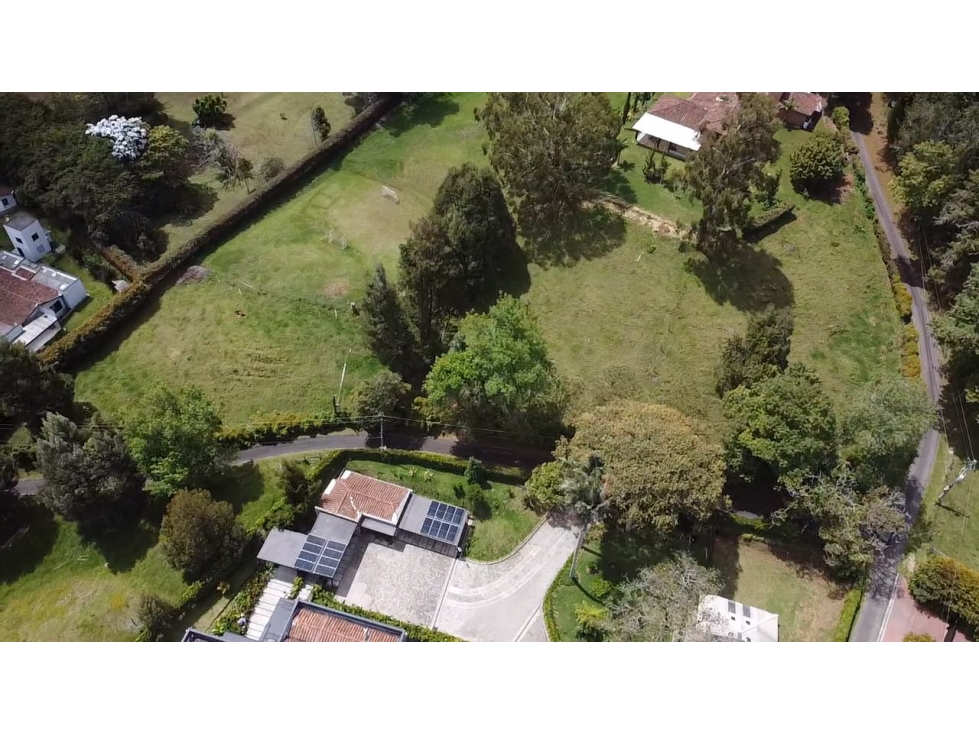 Venta lote en Alto de Las Palmas en unidad cerrada 11.991 m² — foto 4