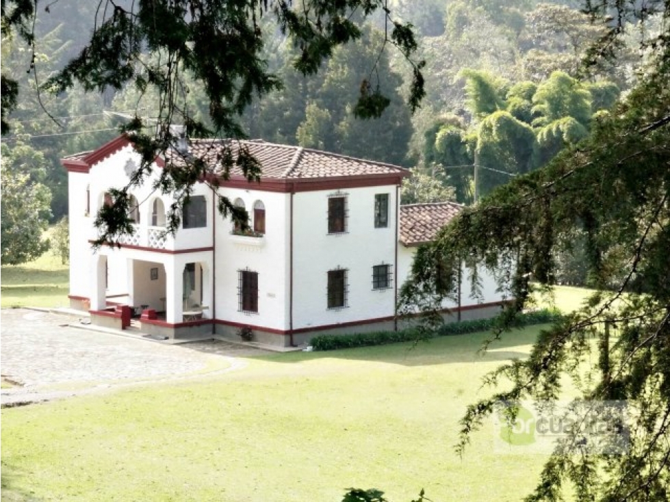 Venta Casa campestre en Las Palmas con 57.840 m² y 2 casas — foto 3