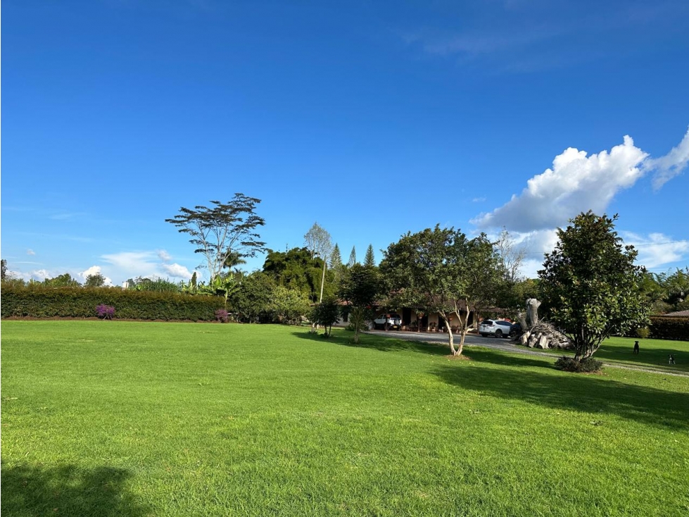 Casa campestre en venta y arriendo Uso comercial- Llanogrande Rionegro — foto 4