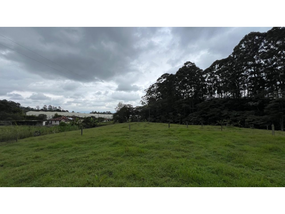 Venta de lote en El Carmen de Viboral, Antioquia 3.400 m² con vista — foto 4