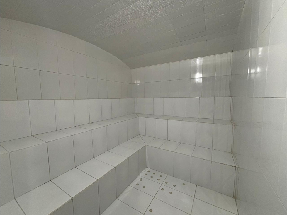 Venta aparta suite en Llanogrande Rionegro con balcón — foto 2