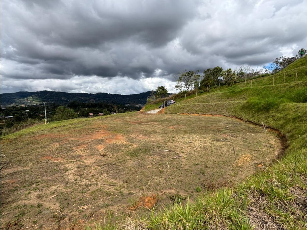 Venta lote campestre en Guarne unidad cerrada con explanación — foto 3