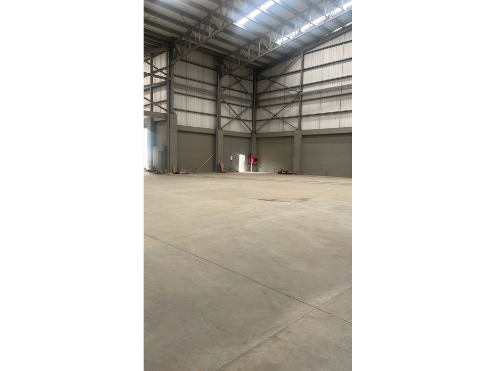 Arriendo bodega industrial de 1.480 m² en Rionegro — foto 3