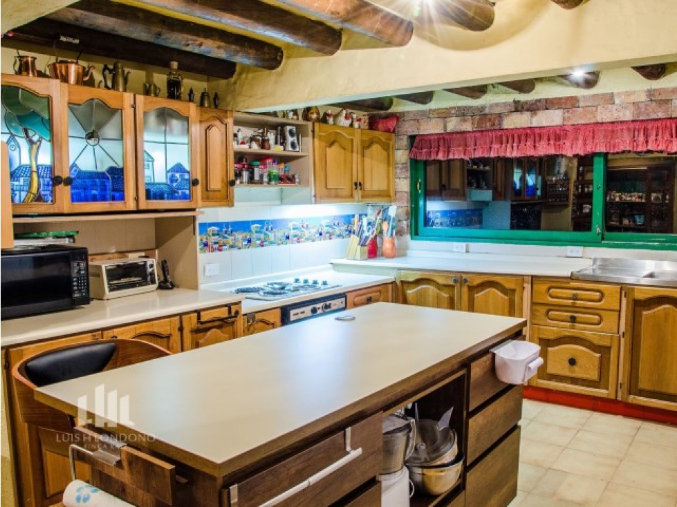 Venta casa campestre en El Canadá entre Rionegro y La Ceja — foto 2