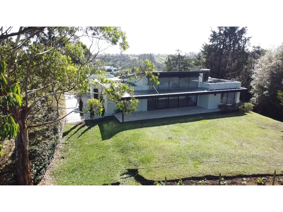 Arriendo casa campestre moderna en El Carmen con vista y lote 3.500 m² — foto 4