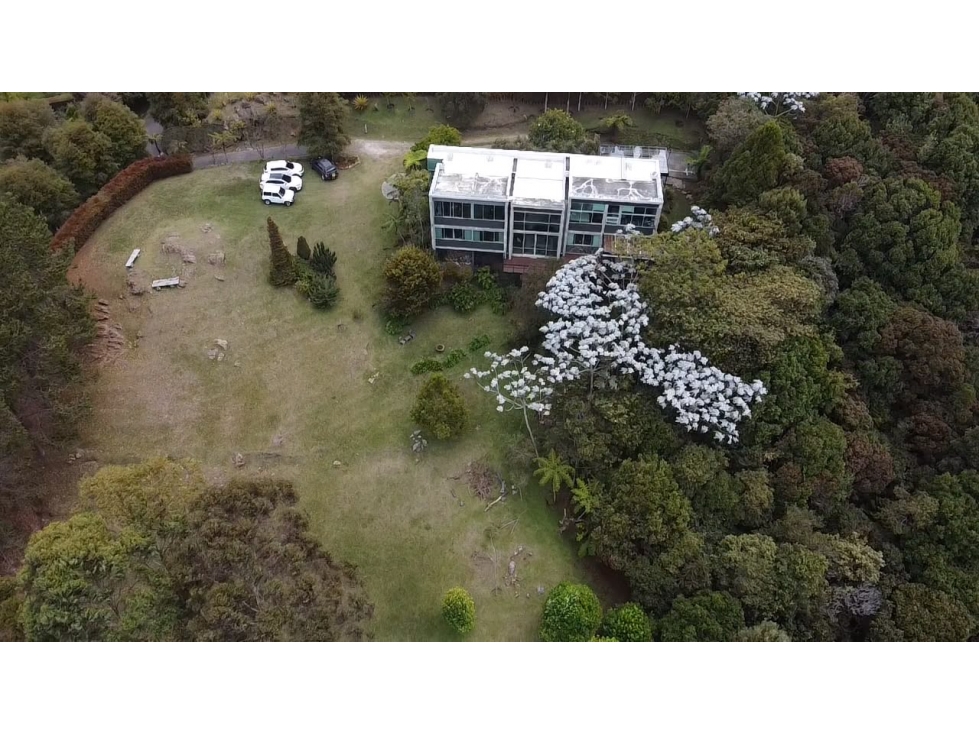 Venta/Arriendo casa campestre en unidad cerrada con apto independiente — foto 6