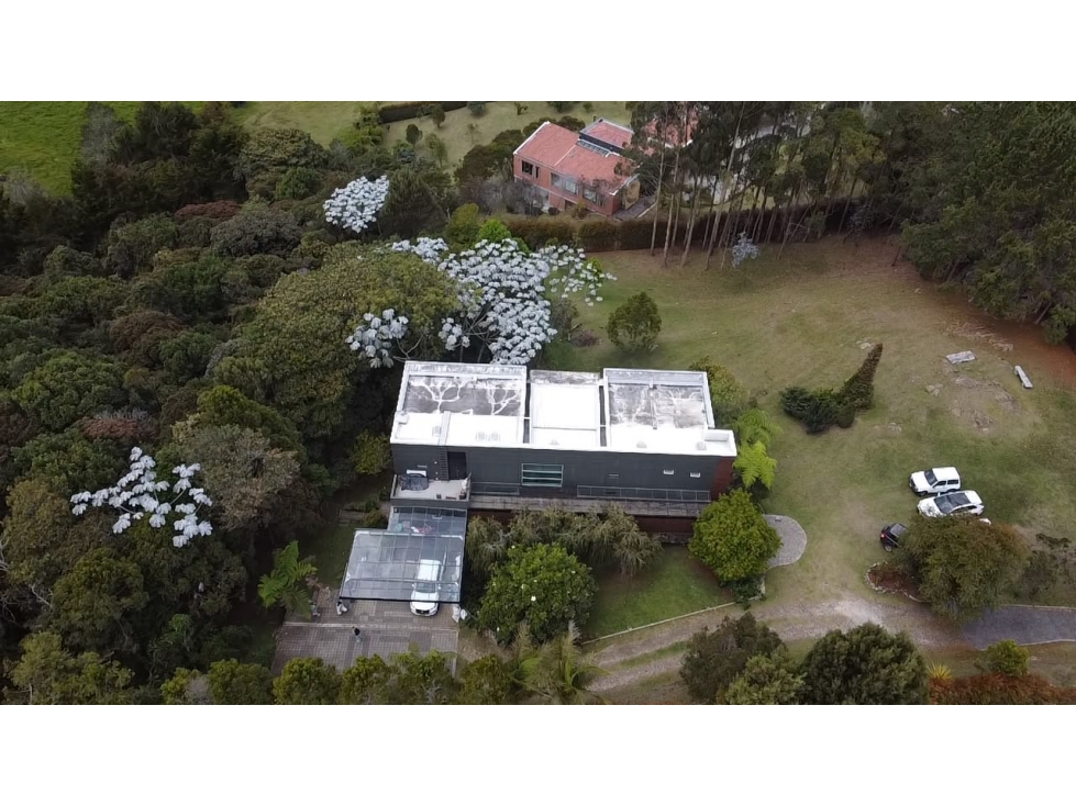 Venta/Arriendo casa campestre en unidad cerrada con apto independiente — foto 4
