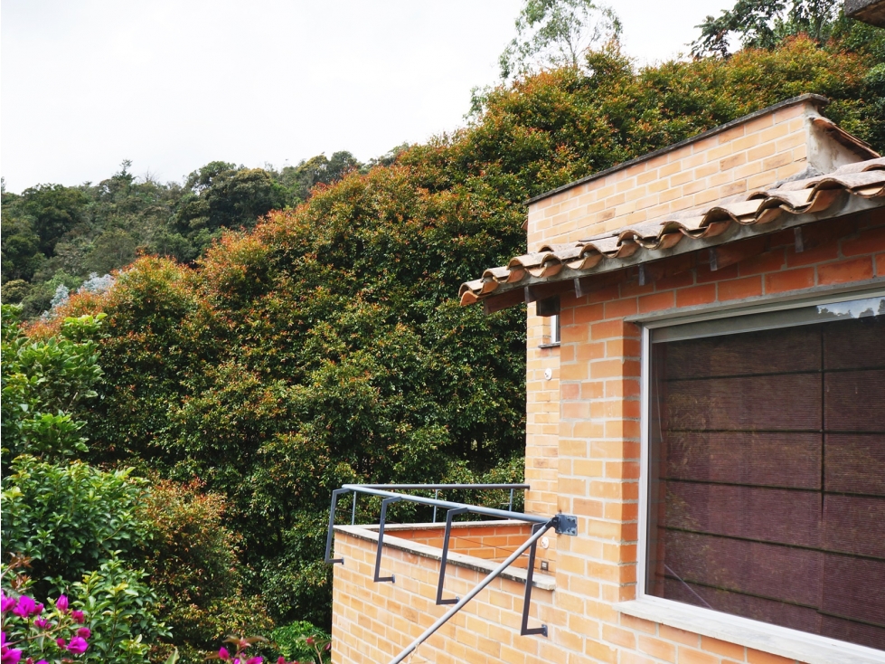 Venta casa en Alto del Escobero, Envigado 4 alcobas Terraza y estudio — foto 3