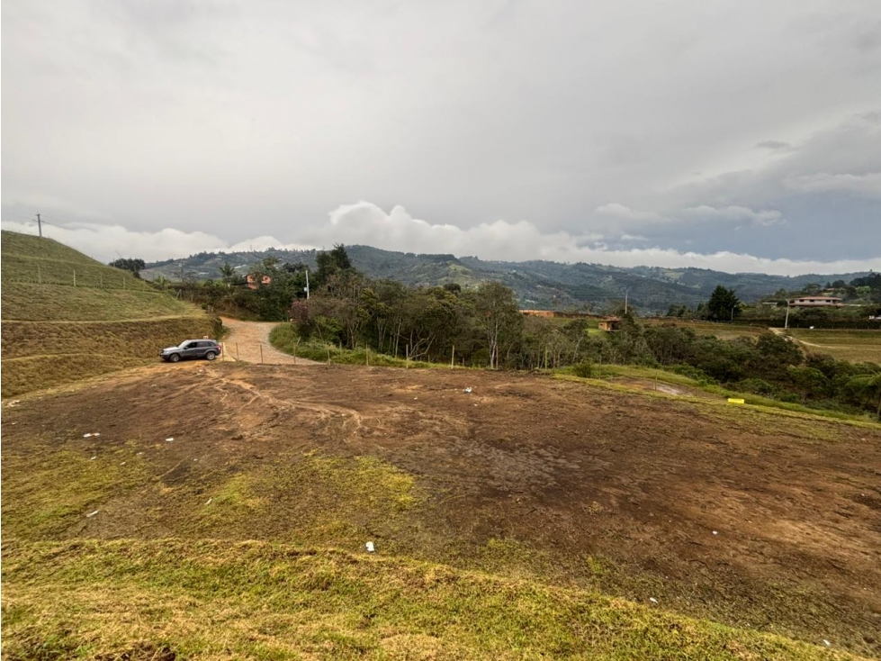 Venta lote campestre en Guarne unidad cerrada con explanación — foto 4