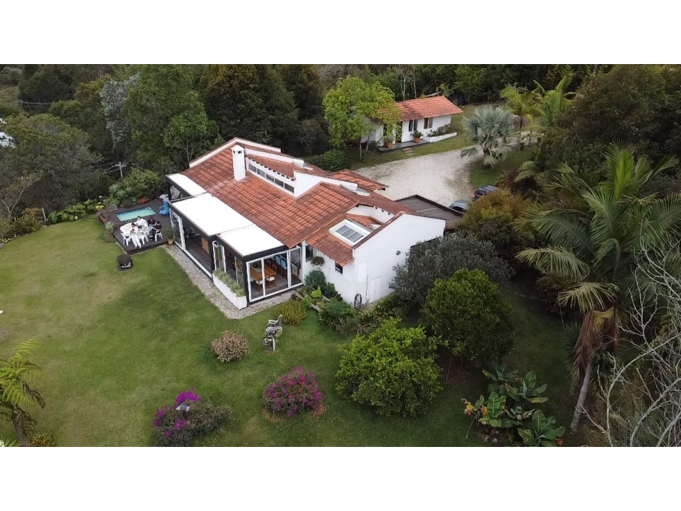 Arriendo casa campestre en Guarne con piscina y jacuzzi — foto 2