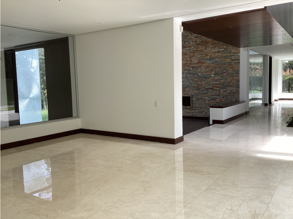 Casa con 670 m² 4 habitaciones en unidad cerrada en Llanogrande — foto 5