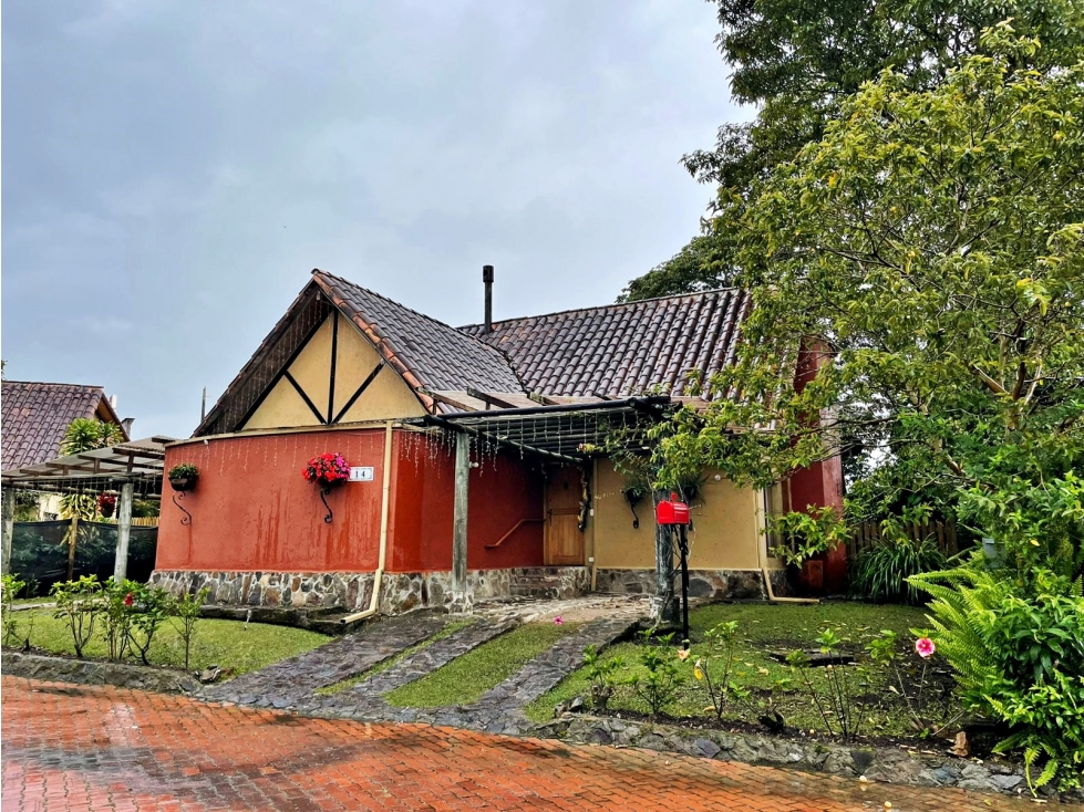 Venta casa campestre en Llanogrande en unidad cerrada — foto 2
