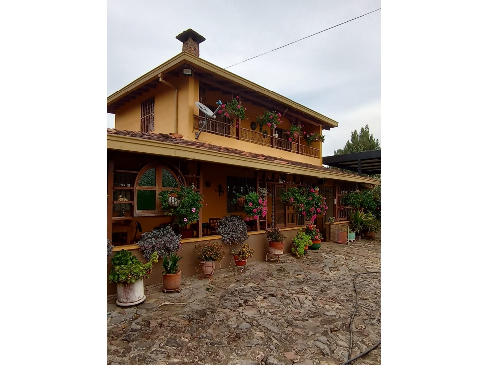 Venta casa campestre con 5 pesebreras y piscina en Guarne — foto 4