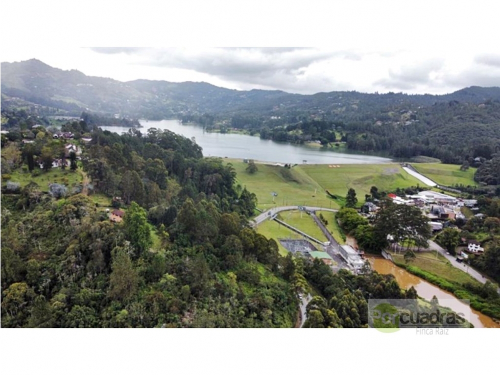 Venta lote con casa en El Retiro a borde de vía para desarrollo — foto 4