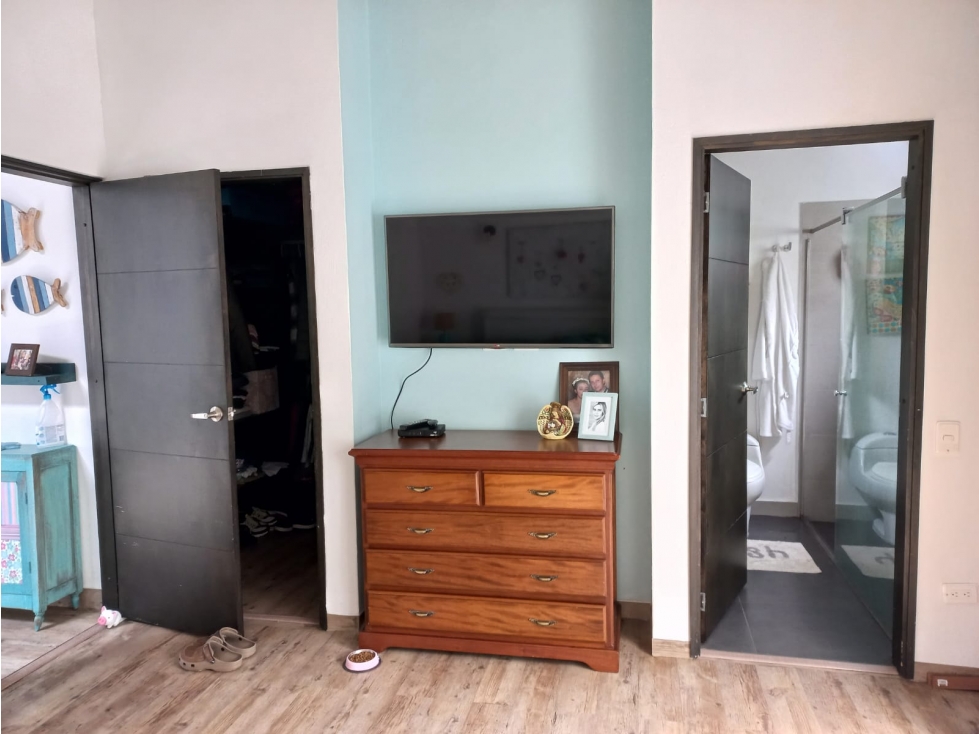 Venta casa de 230 m2 en conjunto cerrado en el Retiro. — foto 5
