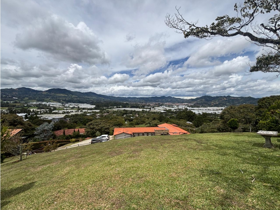 Arriendo casa campestre en La Ceja unidad cerrada con vista — foto 5