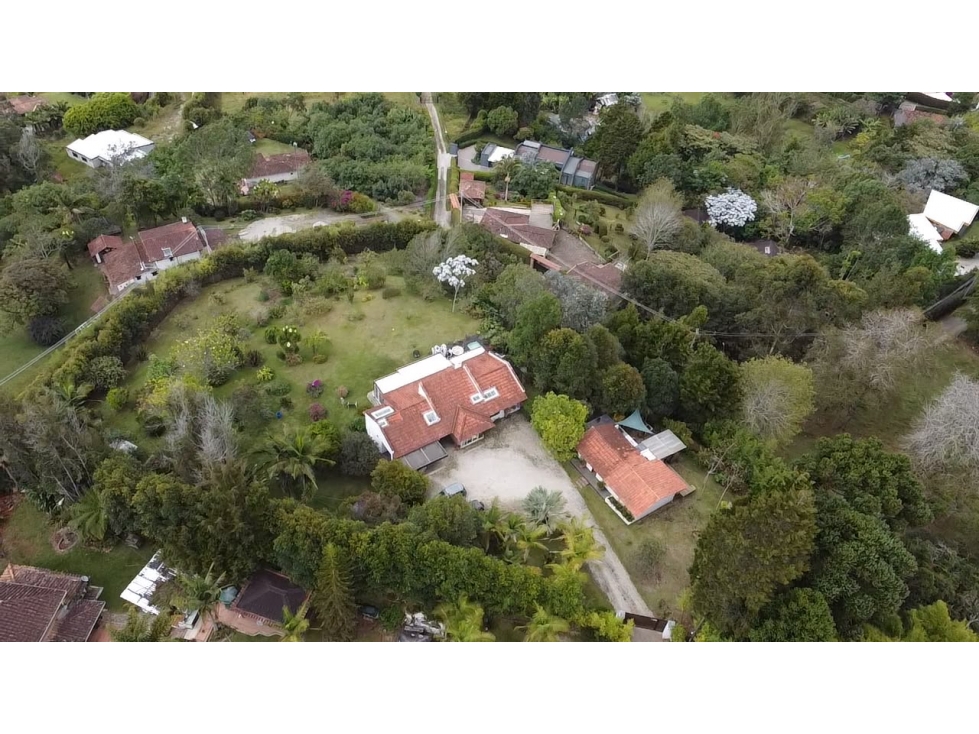 Arriendo casa campestre en Guarne con piscina y jacuzzi — foto 4