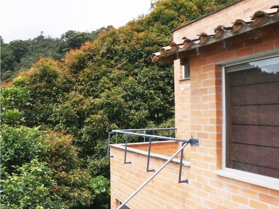 Venta casa en Alto del Escobero, Envigado 4 alcobas Terraza y estudio — foto 5