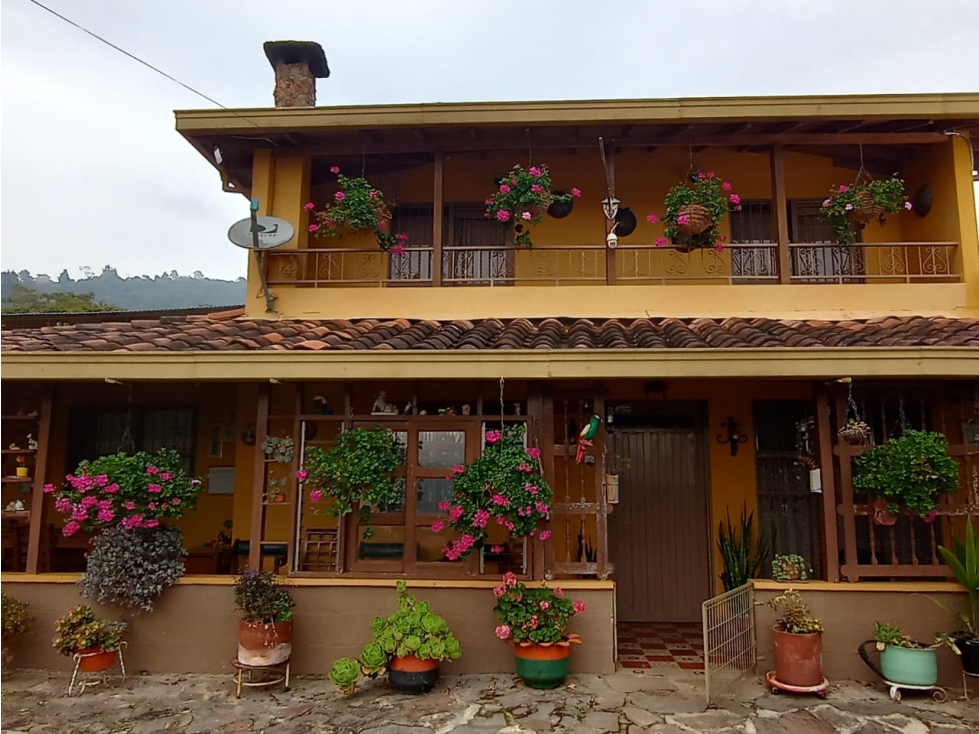 Venta casa campestre con 5 pesebreras y piscina en Guarne — foto 3