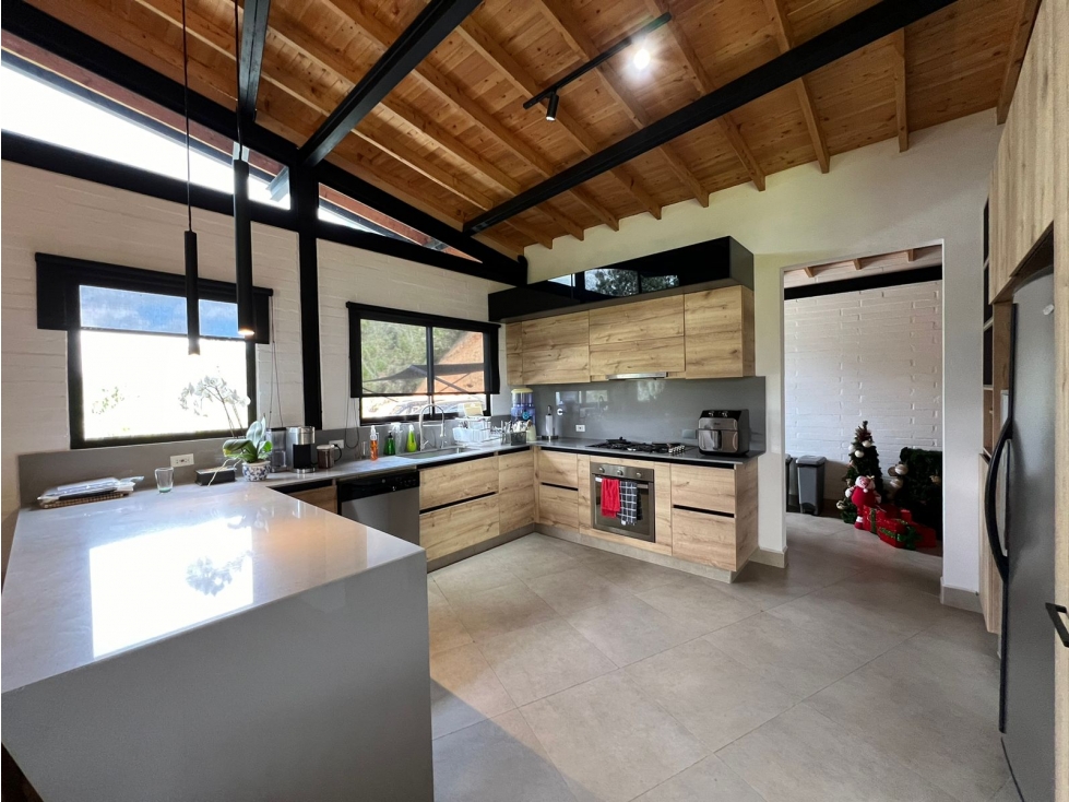 Venta de casa finca con 4 habitaciones en unidad cerrada en la Ceja — foto 3