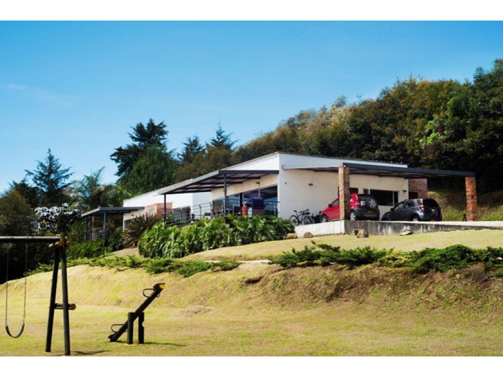 Venta casa campestre 366 m² con vista panorámica en Rionegro