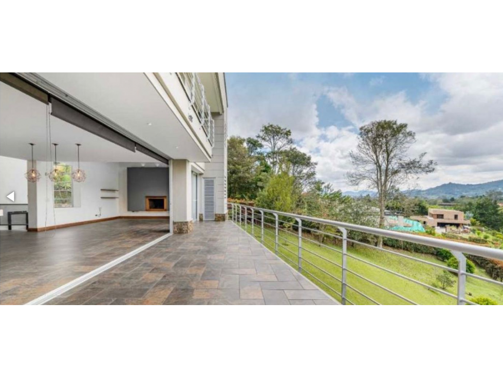 Casa con 450 m² de tres niveles en unidad cerrada en el Tablazo — foto 5
