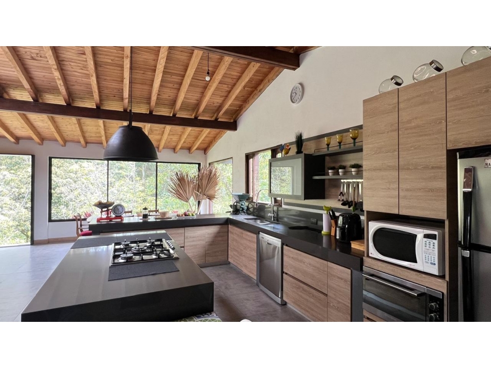 Arriendo casa campestre de 1 nivel y 3 habitaciones, vía La Ceja - 2