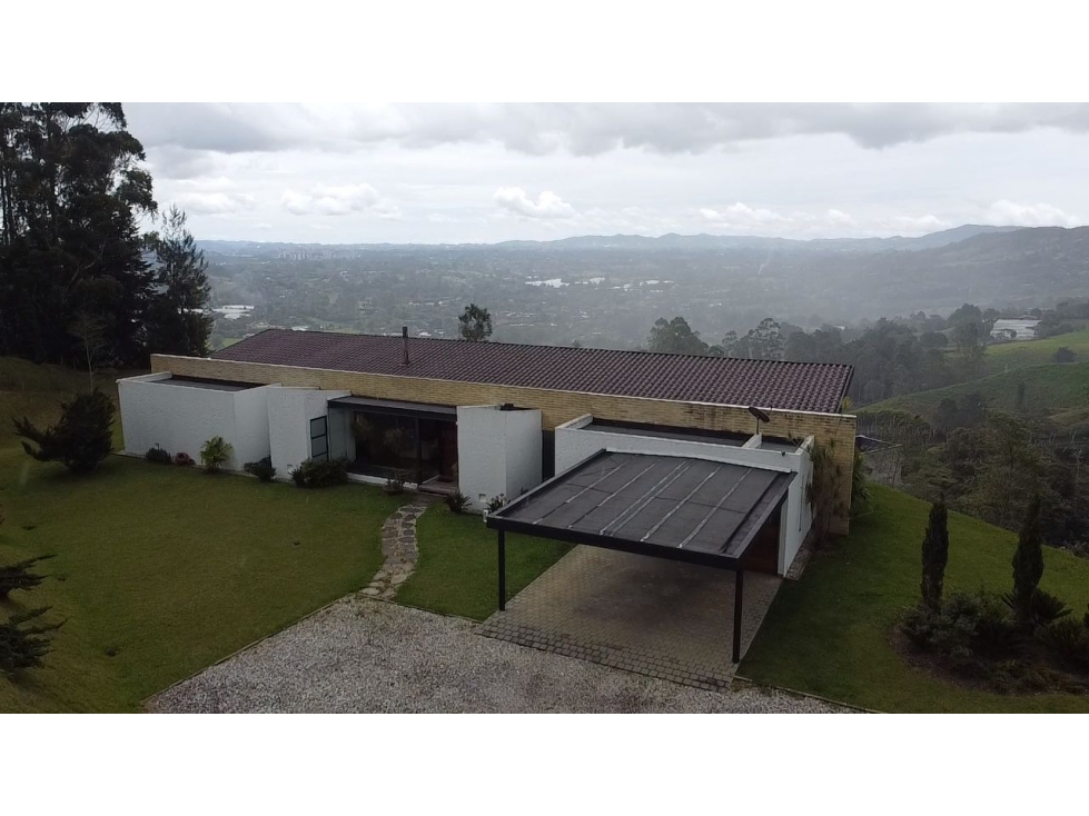 Casa finca de 450 m² en Pontezuela en unidad cerrada — foto 2