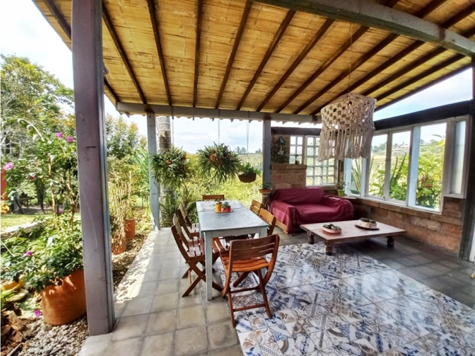 Venta finca en Marinilla con 2 construcciones y lote de 11.770 m² — foto 4