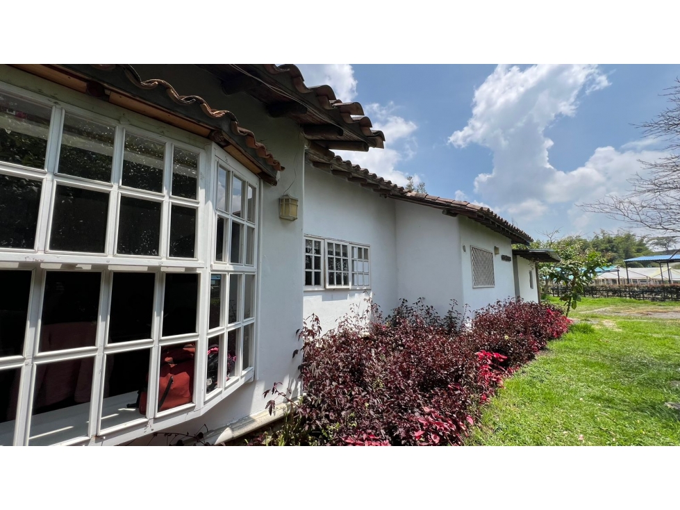 venta Hostal con 14 habitacione por aeropuerto J.M.C Rionegro — foto 2