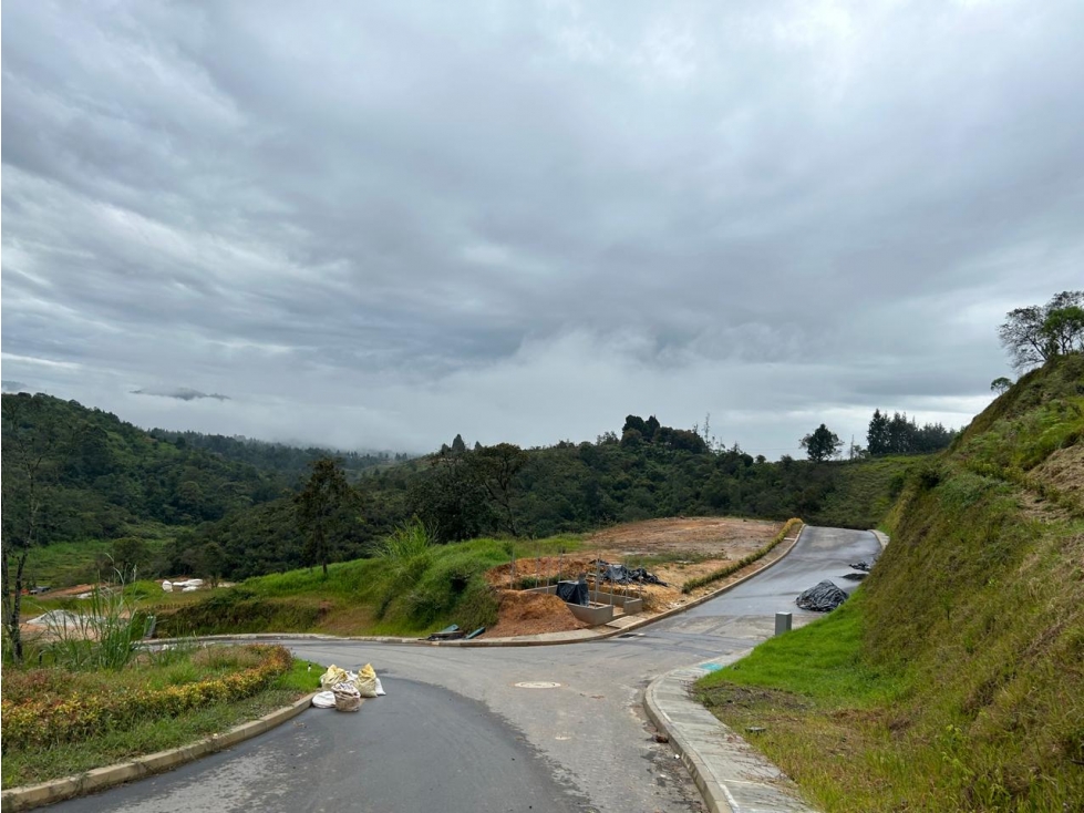 Venta Lote de 2.117 m2 en La Mosquita Rionegro — foto 4