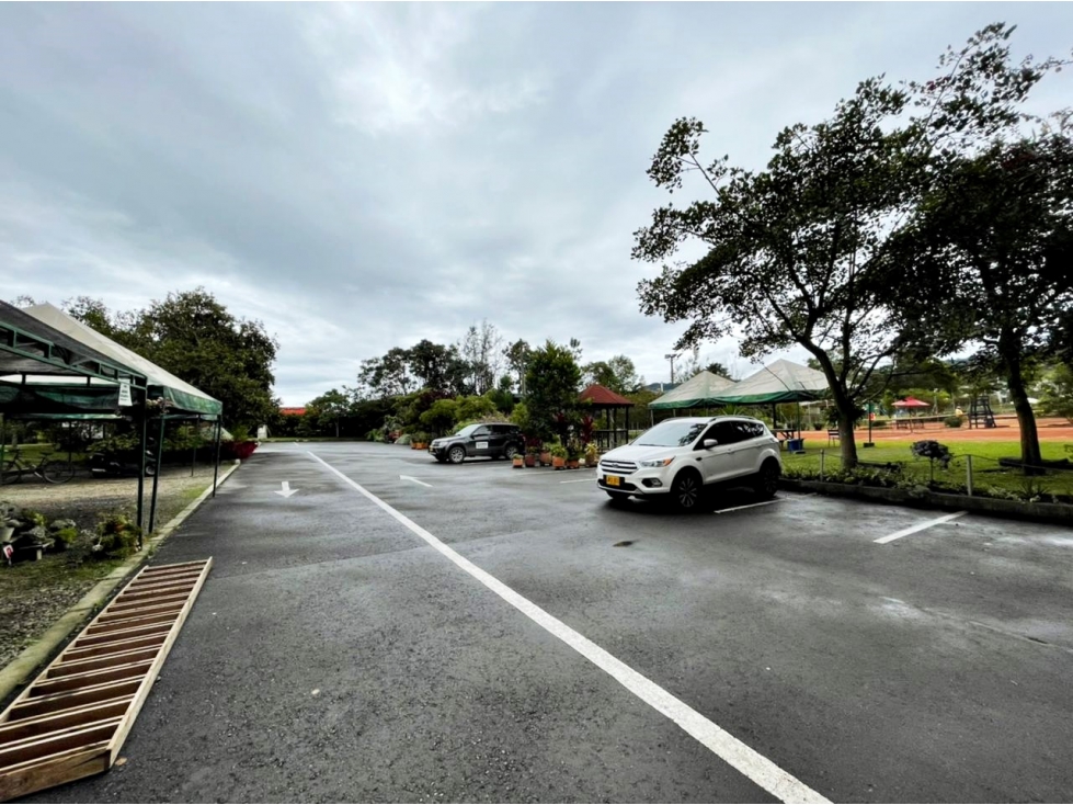 Venta lote comercial en Rionegro cerca al Aeropuerto JMC — foto 6
