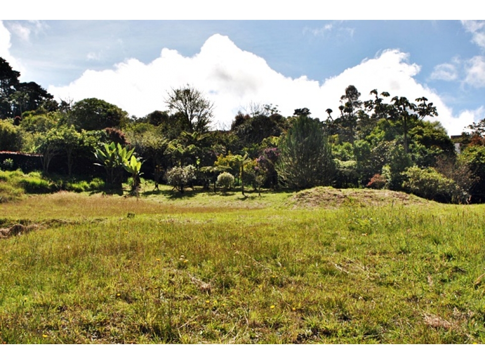 LOTE 6400 EN UNIDAD CERRADA EN EL ALTO DE LAS PALMAS ENVIGADO - 4