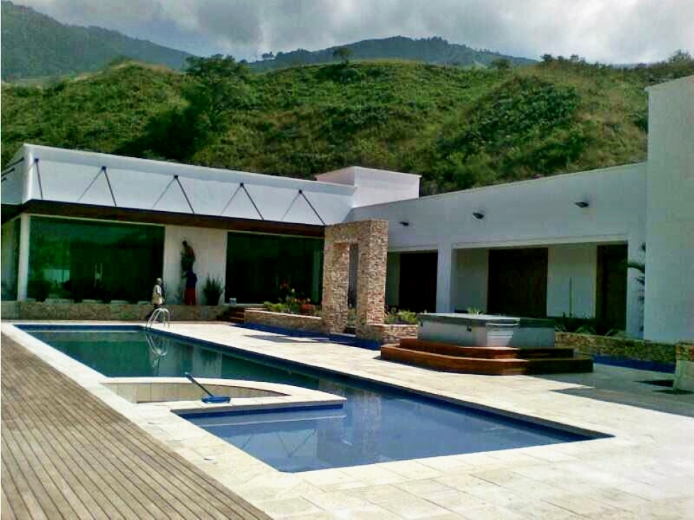 Venta/Arriendo casa campestre en Bolombolo con piscina y jacuzzi — foto 5