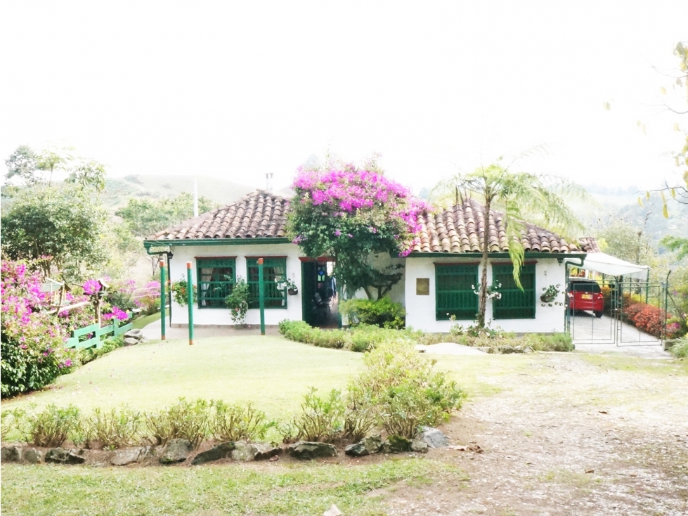 Casa típica Campestre 4 habitaciones vía Rionegro - El Carmen