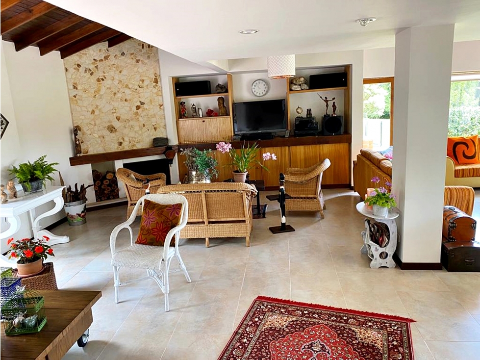 Venta casa campestre en El Retiro en parcelación con lago — foto 6