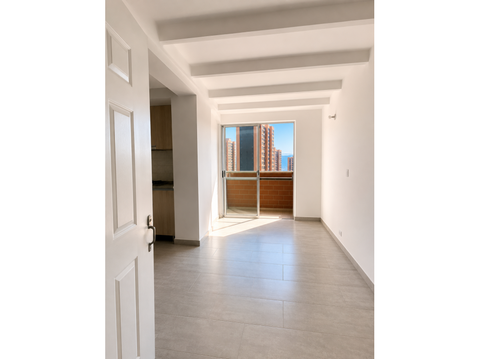 Apartamento En Venta En Robledo Con Balcón Piscina Y Parqueadero Común — foto 2