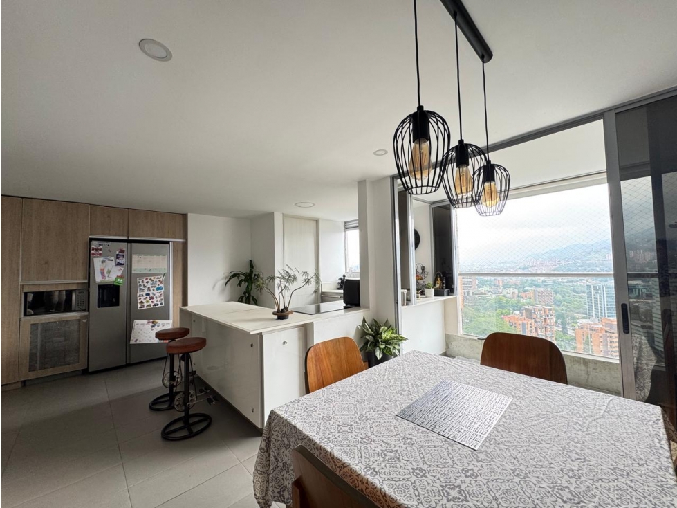 Apartamento en venta en Castropol el Poblado