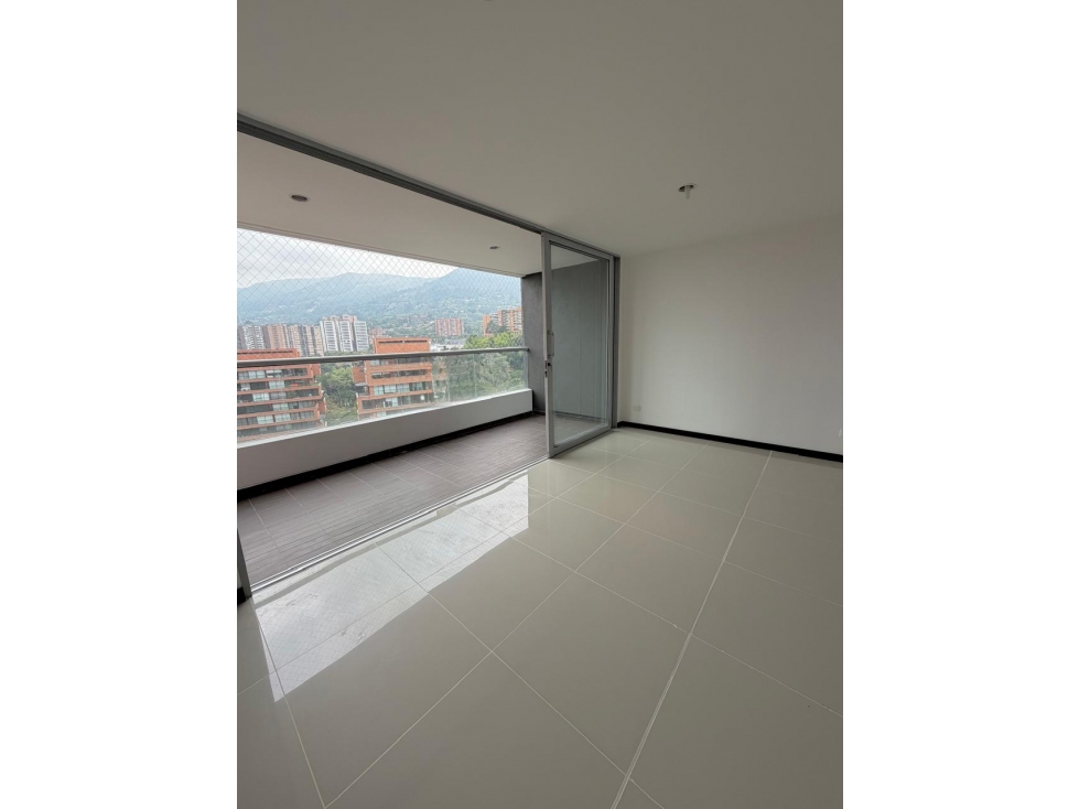 Apartamento para Venta en Envigado Loma de las Brujas