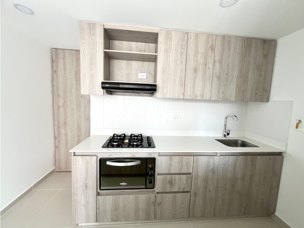 Apartamento en venta Ciudad Coltejer 2 parqueaderos y util — foto 5