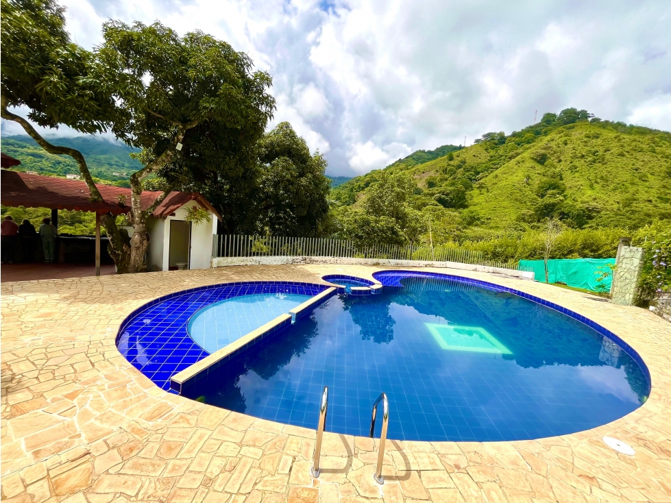 Finca en venta en San Jeronimo, Antioquia, Colombia con piscina — foto 3
