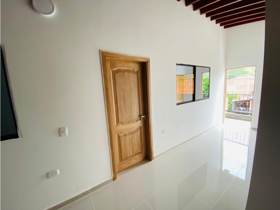 APARTAMENTO EN VENTA EN SAN JERONIMO CON 106 METROS Y PARQUEADERO. — foto 3