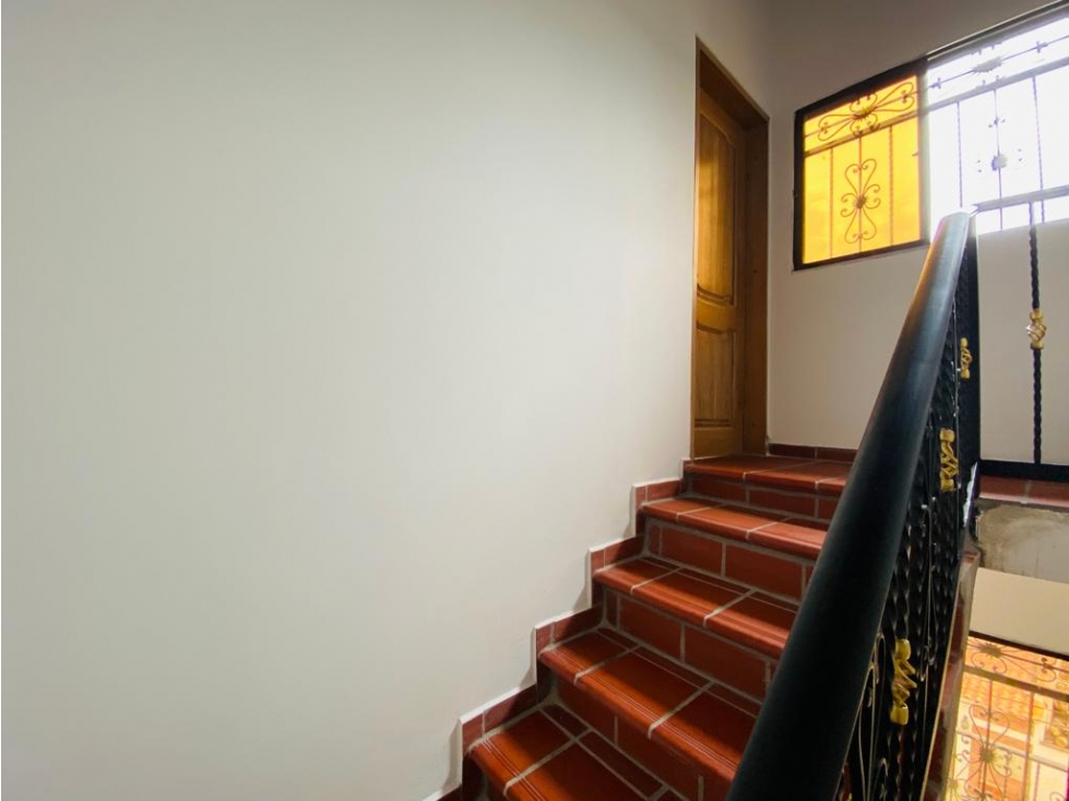 APARTAMENTO EN VENTA EN SAN JERONIMO CON 106 METROS Y PARQUEADERO. — foto 4