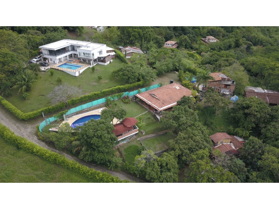 Finca en venta en San Jeronimo, Antioquia, Colombia con piscina