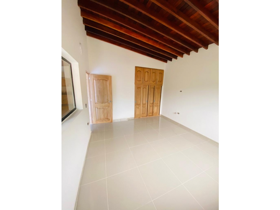 APARTAMENTO EN VENTA EN SAN JERONIMO CON 106 METROS Y PARQUEADERO. — foto 2